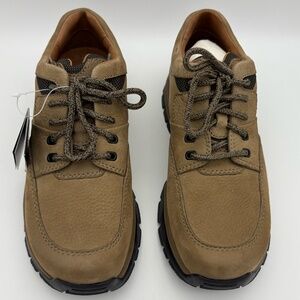 NIB Clarks Active Air Comfort Brown Suede Leather Lace Up Walking Shoes